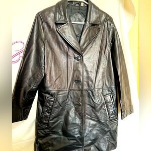 Men’s leather jacket 
PRESTON & YORK 
SOFT LIGHT WEIGHT LEATHE 
SIZE MENS MEDIUM